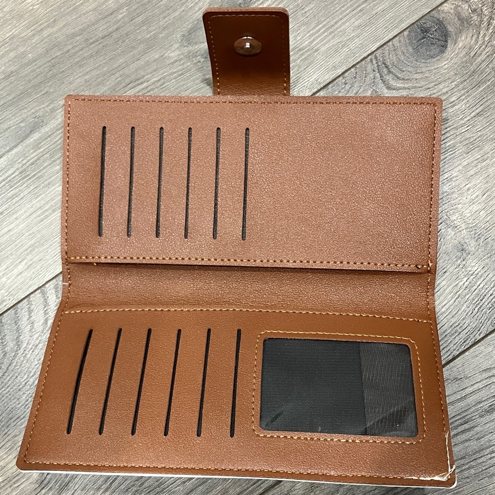 New Without Tags, Stylish Heart Pattern Wallet - image 2